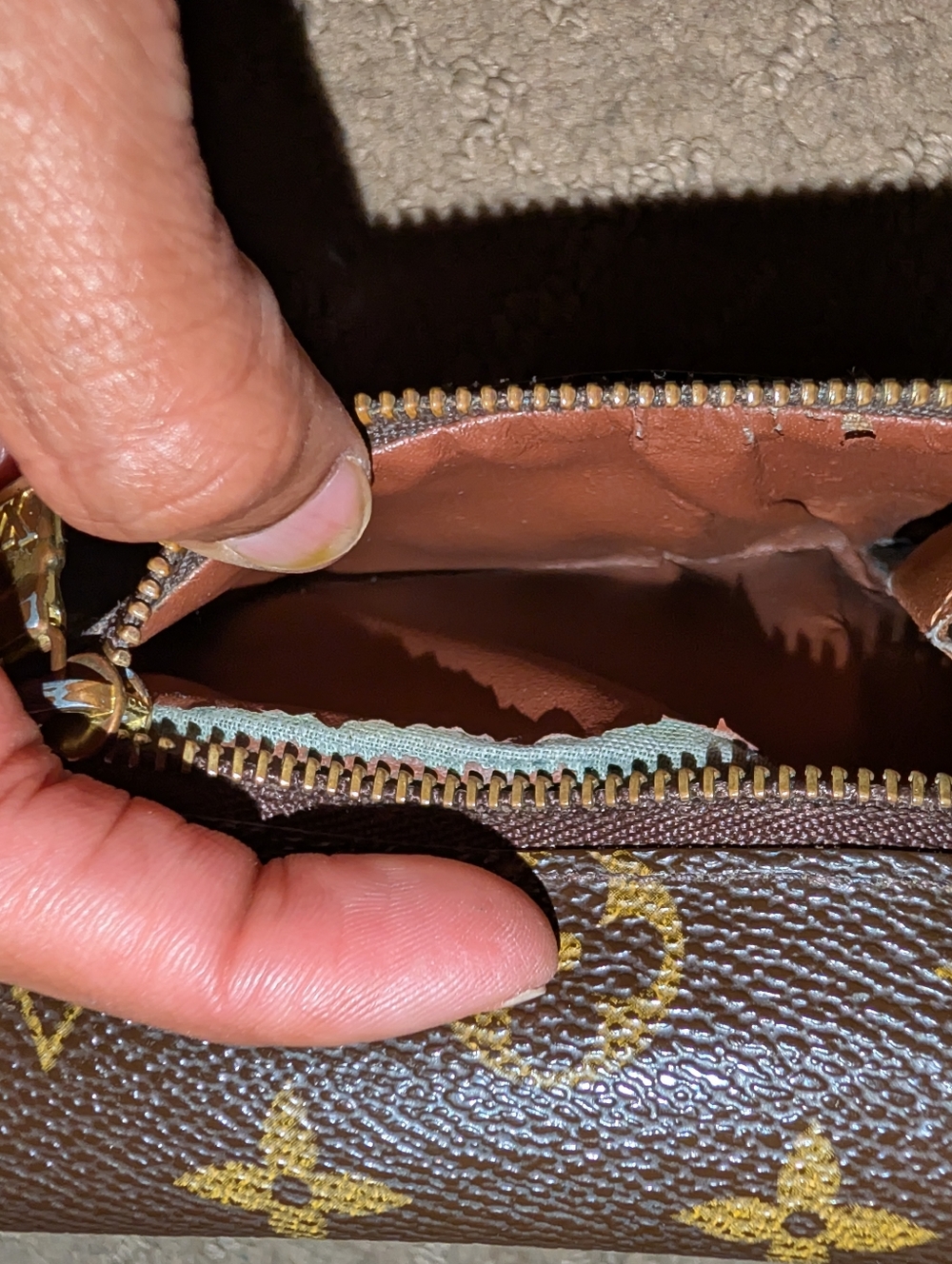 Louis Vuitton Wallet - Picture 5 of 16